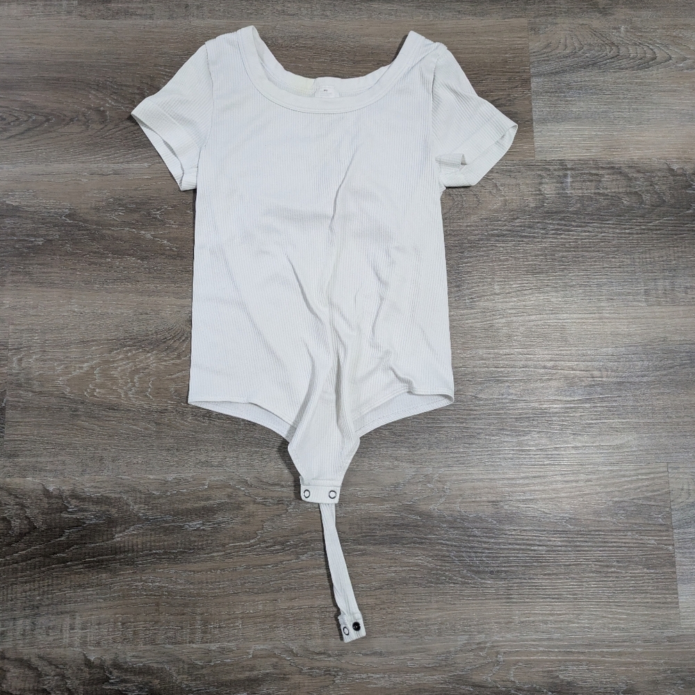 SO White Ribbed Short-Sleeve Snap Bodysuit